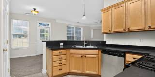 Beautiful Four Bedroom in Crismark Community! Beautiful Four Bedroom in Crismark Community! Gallery 6