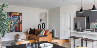 Room in 3 Bedroom Home at Endeavor Ln Gallery 15