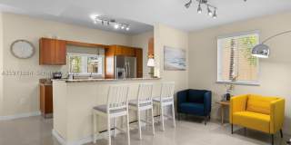 18413 NE 27th Ct Gallery 12