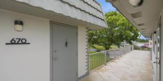 670 MONACO Court N Gallery 1