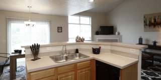 Emerald Lakes Gallery 21