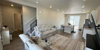 5635 Dakan Loop Gallery 2