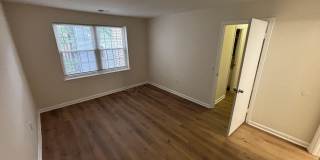 18318 STREAMSIDE Drive Gallery 6