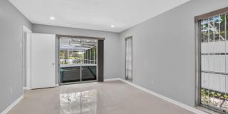 200 NW 11th Avenue Gallery 30