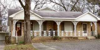 3908 N Cypress Street Gallery 1