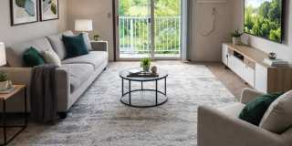 1701 Mall Road Gallery 1