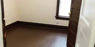 1609 W Meinecke Ave, Milwaukee, WI 53206 Single family home has 4 bedrooms! Gallery 4