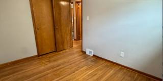 Adorable 3 Bedroom, 2 Bathroom Home with Garage & Off-Street Parking Gallery 14