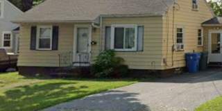 3 Bed Single Family Home Available - Close to Rochester General Gallery 1