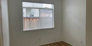 3br/2ba Home on corner lot Gallery 25