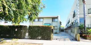 4732 Elmwood Ave Gallery 1