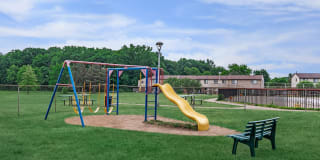 Oaks at Hampton Apartments Gallery 16