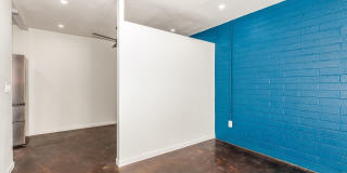 2402 W WELDON Avenue Gallery 7