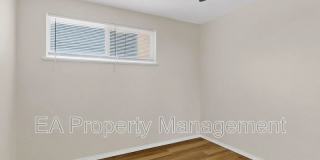 1055 Betts St NE Gallery 27