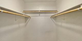 Price Drop!  Viewable Now!  Small Pets Accepted! Gallery 41