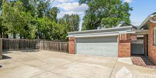 Mid Century Modern Gem in the Heart of The Village MOVE IN SPECIAL Gallery 3