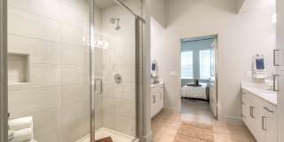 Hall Street Flats Gallery 49