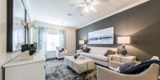 16663 Vance Jackson Rd Gallery 1