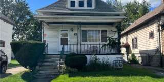 98 Freund Street Gallery 1