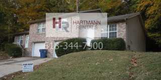 Two Bedroom Duplex with Modern Kitchen, 1 1/2 Baths and Garage! Gallery 1