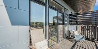 -Live Bold at The Ten – Modern 3BR / 2.5BA Townhome + Elevator Gallery 38