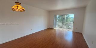 20200 NE 27th Ct Gallery 5