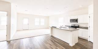 512 Pender Woods Drive Gallery 1