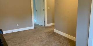 Beautiful 3 bedroom 2 1/2 bath home Gallery 6
