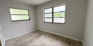 675 SW 7th Ave Gallery 7