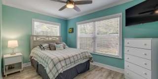 Renovated Spanish-Style 2/1 Beach Bungalow Just Steps to the Ocean! Gallery 22