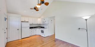 22 Maplewood Avenue Gallery 19