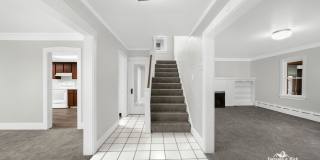 Single Family Home in Historic Oak Park Neighborhood Gallery 3