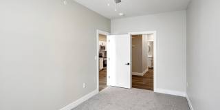 Artisan on 39th Gallery 58