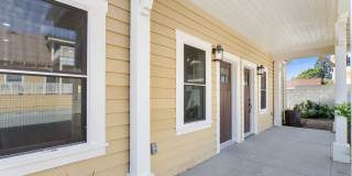 Huge (1,500 square feet) 2 bed, 2.5 bath in Lincoln Heights with parking, in-unit laundry and private backyard! Gallery 1