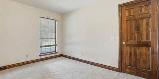 Beautiful 4 Bedroom Home with Pool – Available Now! Gallery 5