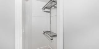 1201 Pine Street Gallery 6