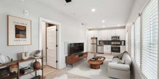 900 Willow Gallery 15