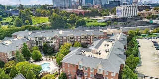 Room in 2 Bedroom Home at Peachtree St NE Room in 2 Bedroom Home at Peachtree St NE Gallery 1