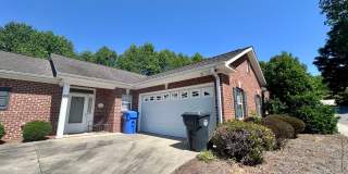 MOVE-IN READY!  SENIOR COMMUNITY 55+ Gallery 1