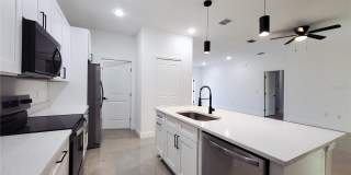 1620 WELLAND STREET SE Gallery 5