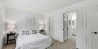 2386 Balme Dr Gallery 3