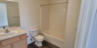 Larkspur Village Apartments Gallery 13