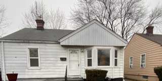 Bright 3-Bedroom, 1-Bath Unit for Lease in Warren Gallery 1