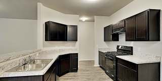 Very Nice 3 Bedroom 2 Bath Home in Yukon Schools. Gallery 6