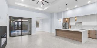 142 SW 33rd Place Gallery 3