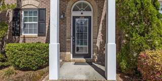 Convenient Castle Hayne Townhome with Two Primary Suites Gallery 1