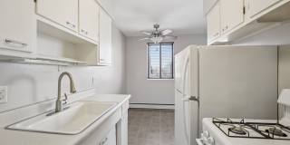 214 Place Apartments Gallery 3