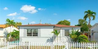 467 SE 3rd St Gallery 1