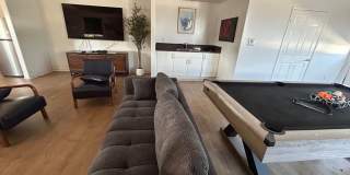 Sherman Oaks Place Gallery 9