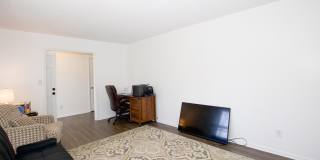 901 Glendale Drive Gallery 18